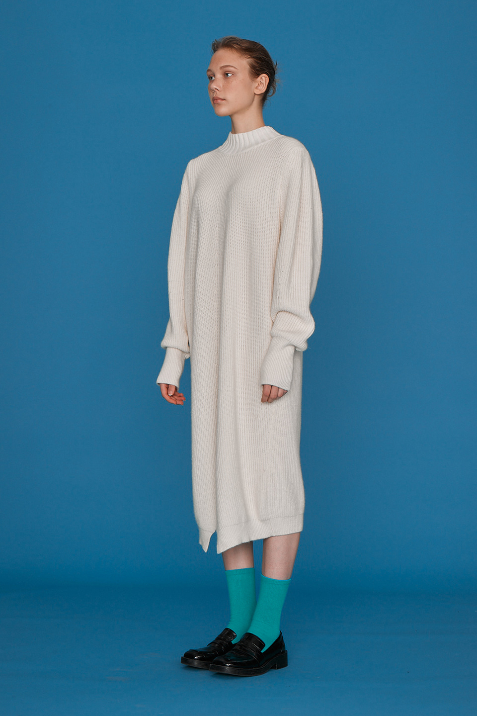 Creme Volume Pull-over Knit Dress_Ivory